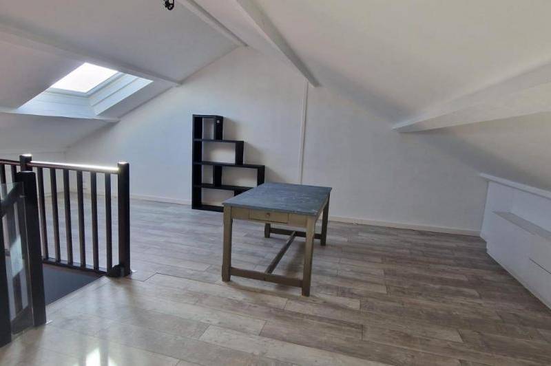 Maison - local professionnel - climatisation - cour ...