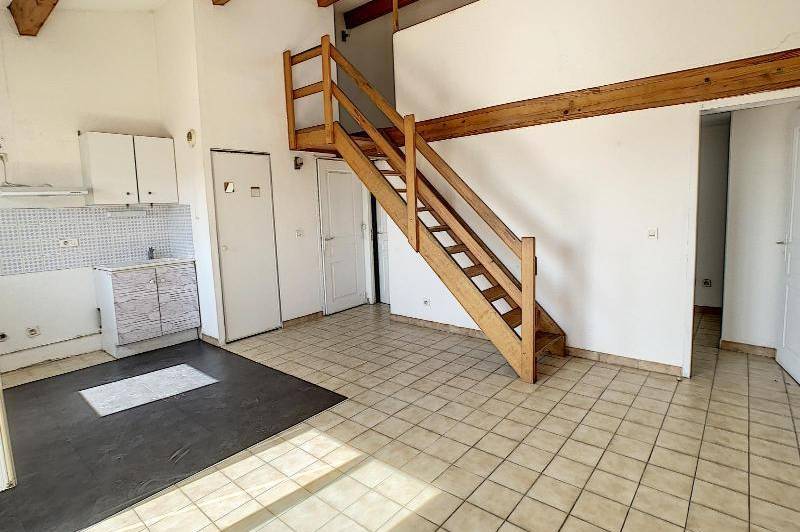 Appartement t2 avec balcon et parking en residence  ...