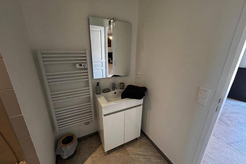 Maison mitoyenne - plain-pied - jardin cloture -  ...