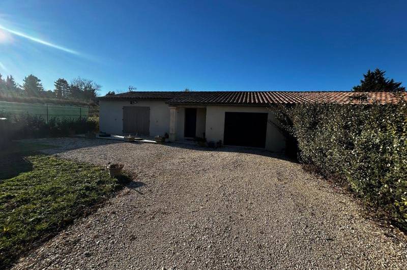 Maison mitoyenne - plain-pied - jardin cloture -  ...