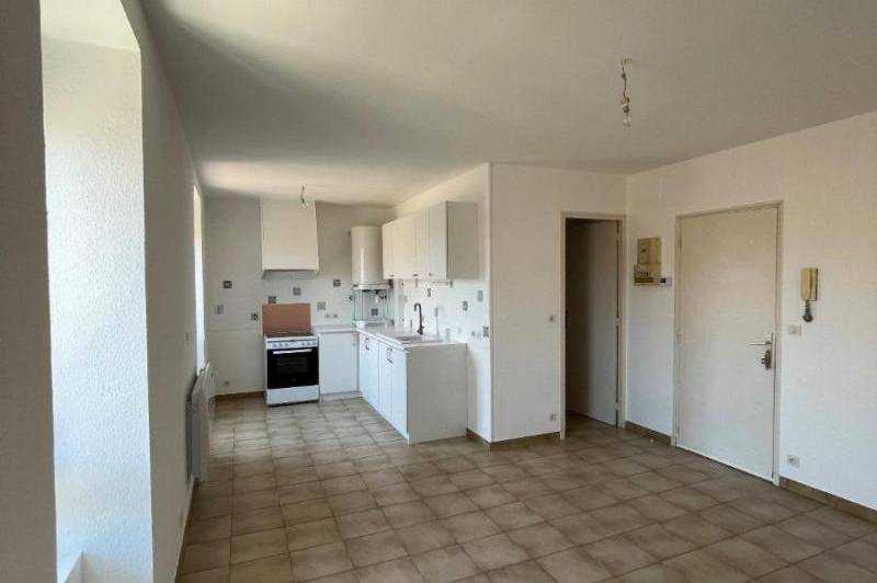 Appartement t1 - beau studio au 2ème étage  ...