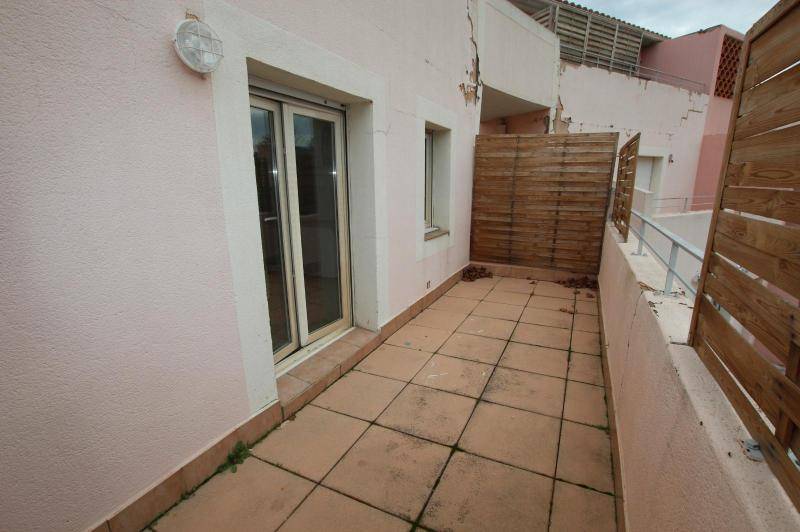 Appartement t2 dans rÉsidence sÉcurisÉe avec parking et  ...
