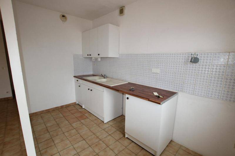Appartement t2 dans residence securisee - parking -  ...