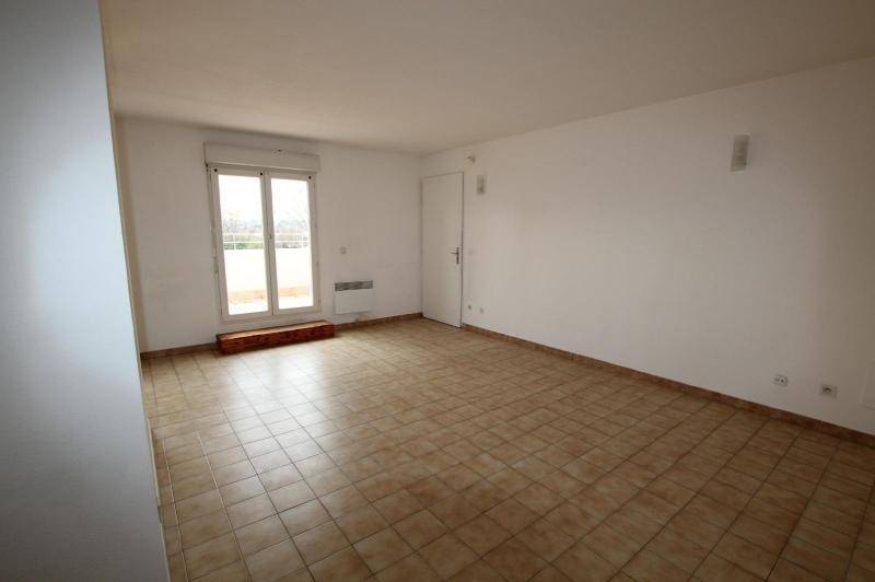 Appartement t2 dans residence securisee - parking -  ...