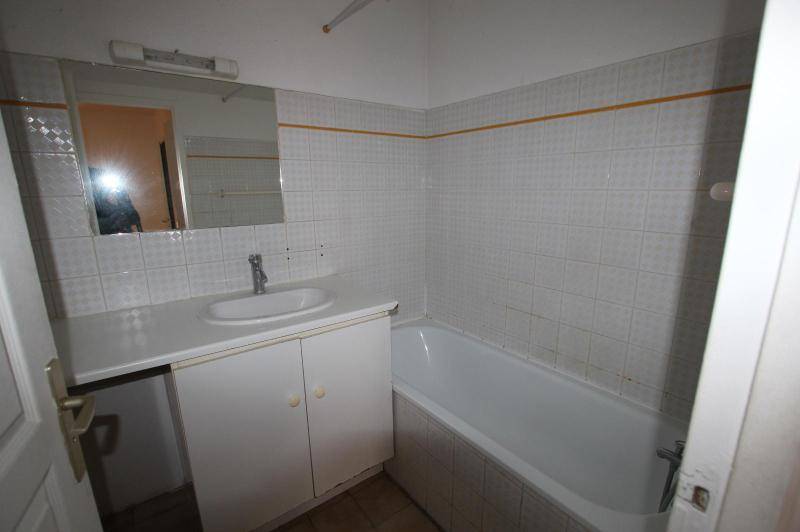 Appartement t2 dans residence securisee - parking -  ...
