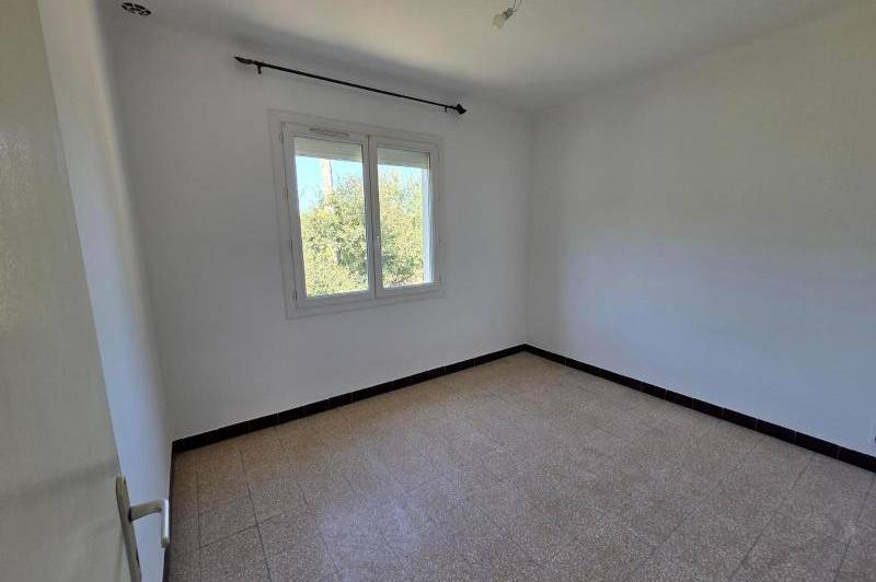 Belle maison t4 plan d'orgon - grand jardin  ...