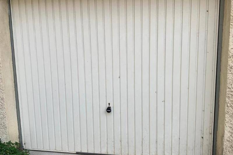 Garage ferme en centre ville - garage à  ...