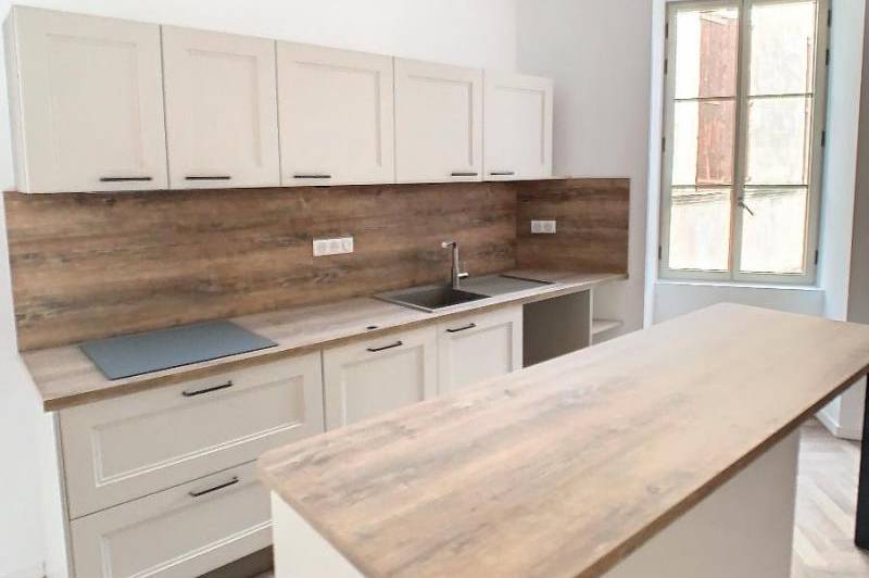 Maison de village entierement renovee - terrasse -  ...