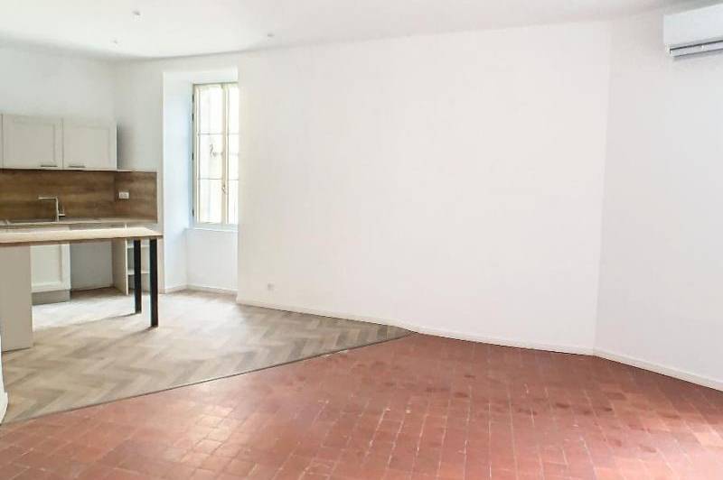 Maison de village entierement renovee - terrasse -  ...