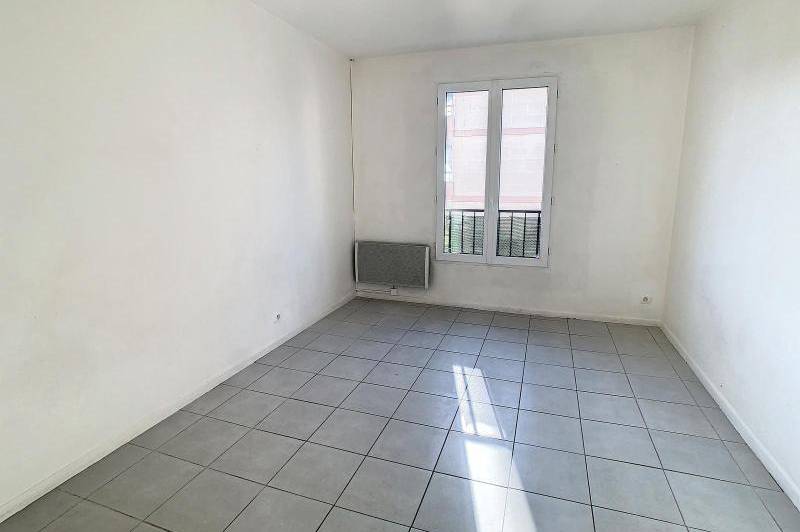 Bel appartement  au 3ème étage dans residence  ...