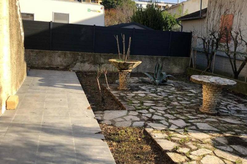 Appartement t2 rez-de-chaussÉe - jardin - terrasse -  ...