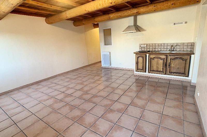 Appartement t3 en rez-de-chaussÉe - cour cloturÉe -  ...