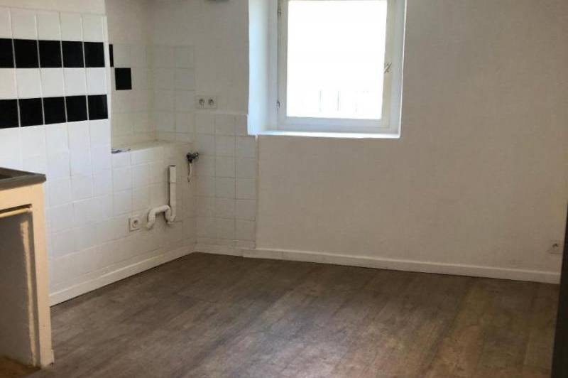 Appartement t1 - rez-de-chaussee - parking gratuit juste  ...