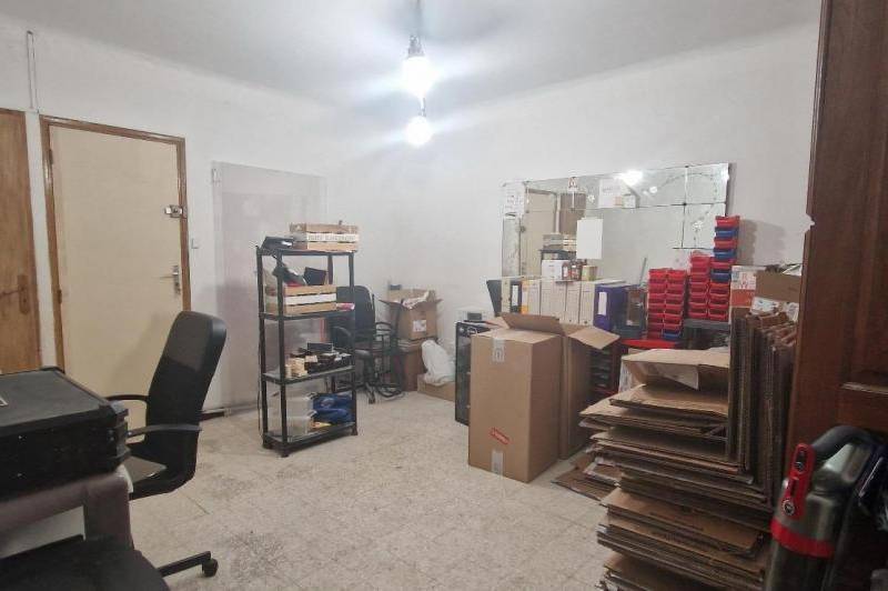 Local sur place gambetta - emplacement strategique et  ...