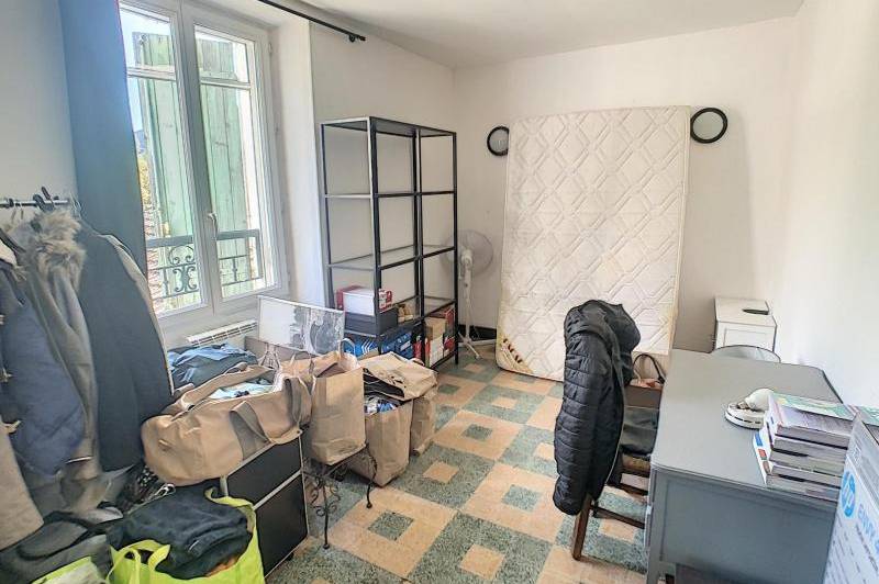 Appartement dans un mas avec terrain de 300m²  ...