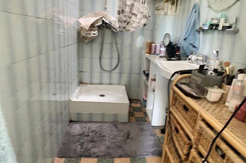 Appartement dans un mas avec terrain de 300m²  ...