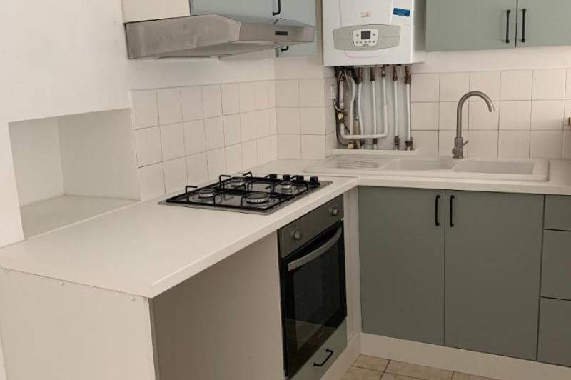 Appartement t3 centre ville avec balcon et parking  ...
