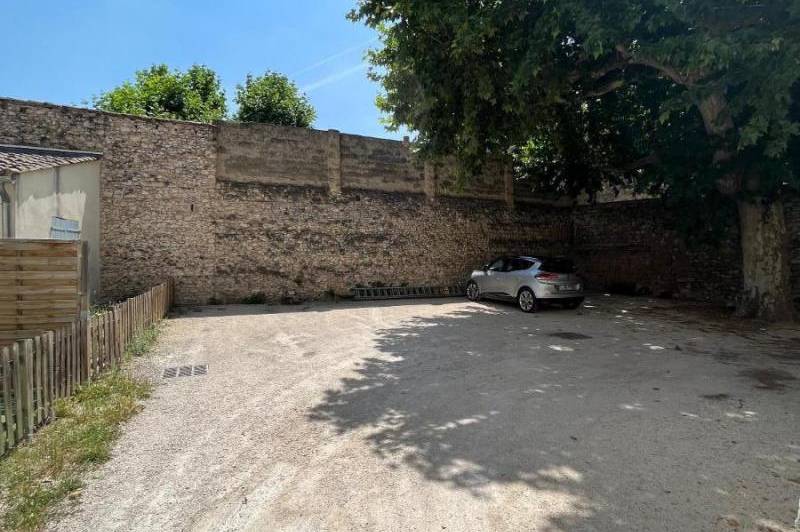 Appartement t3 centre ville avec balcon et parking  ...