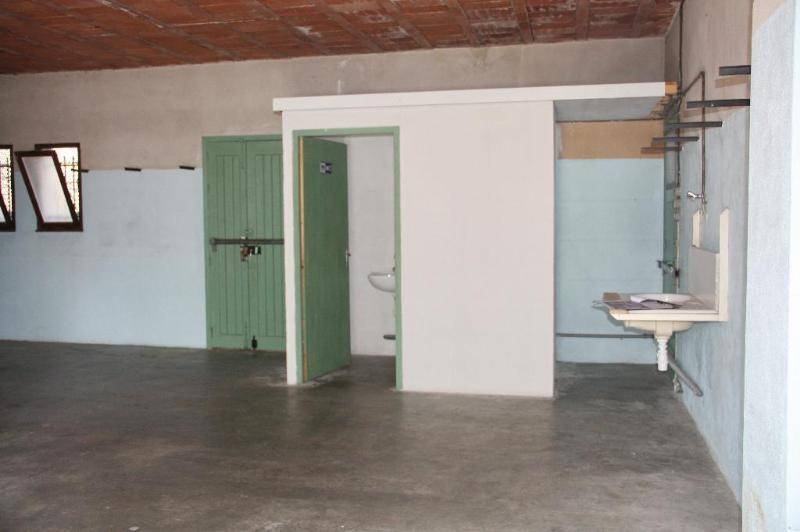 Local / garage - proche centre ville :  ...