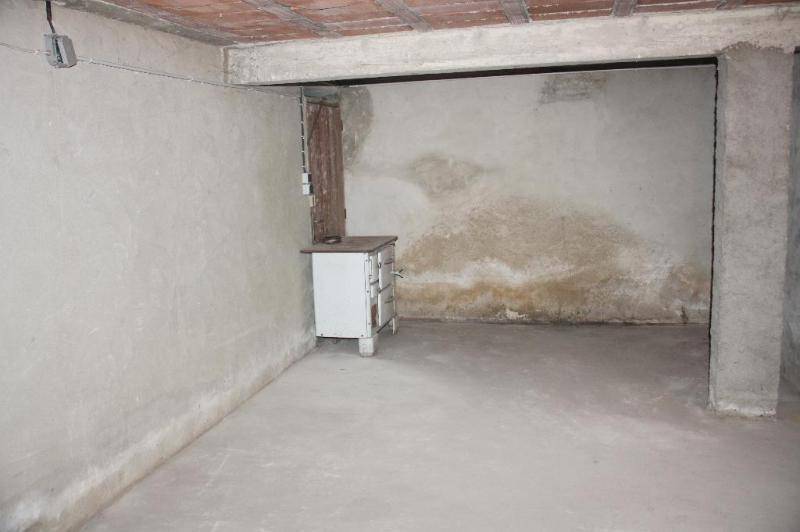Local / garage - proche centre ville :  ...