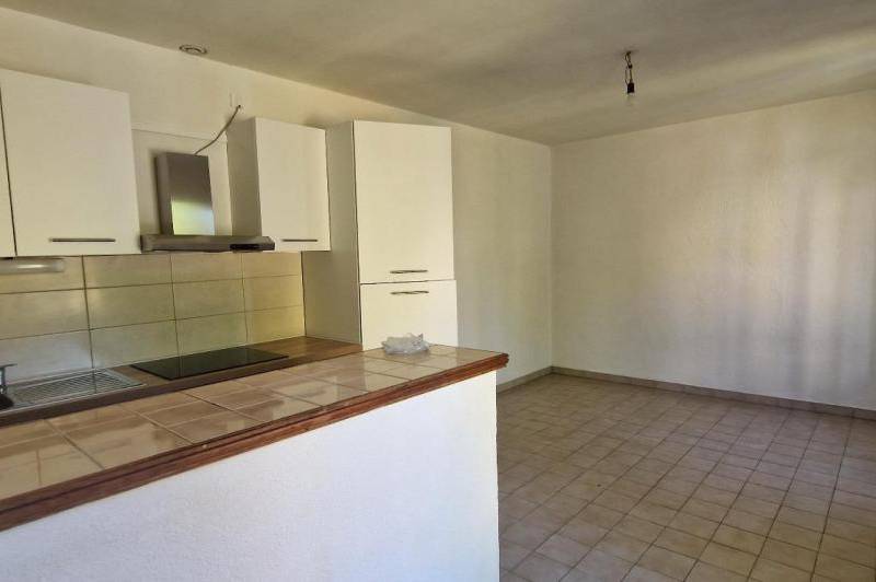 Appartement renove - rez-de-chaussee - proche centre ville  ...
