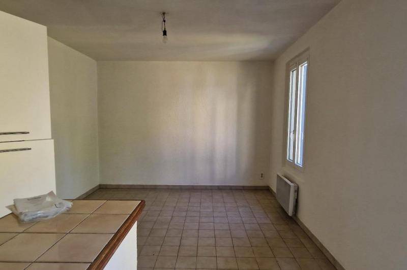 Appartement renove - rez-de-chaussee - proche centre ville  ...