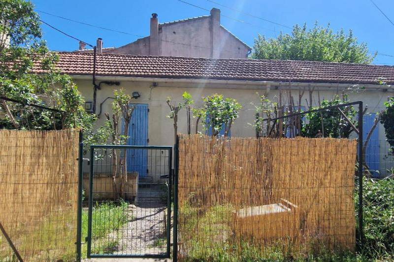 Appartement renove - rez-de-chaussee - proche centre ville  ...