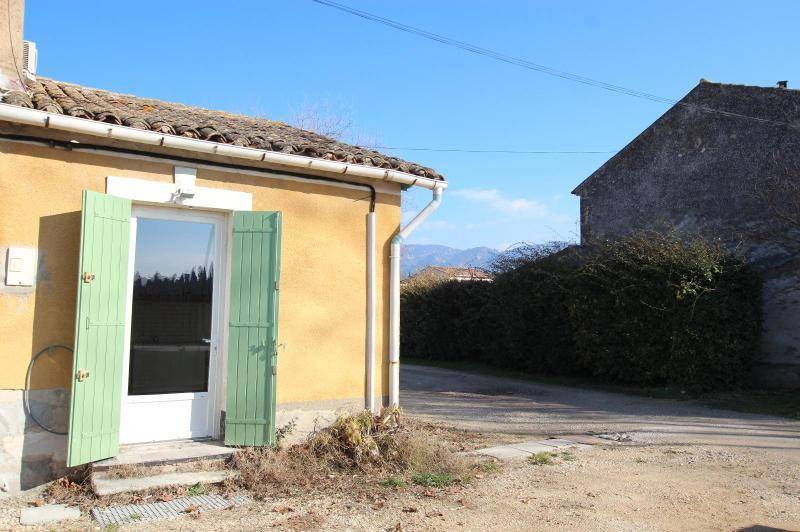 Appartement rÉnovÉ en rez-de-chaussÉe dans un mas avec  ...