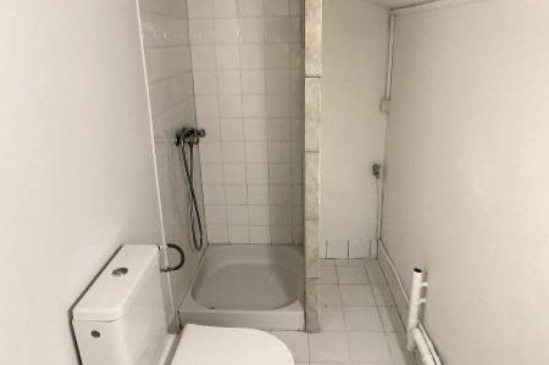 Appartement rÉnovÉ en rez-de-chaussÉe dans un mas avec  ...