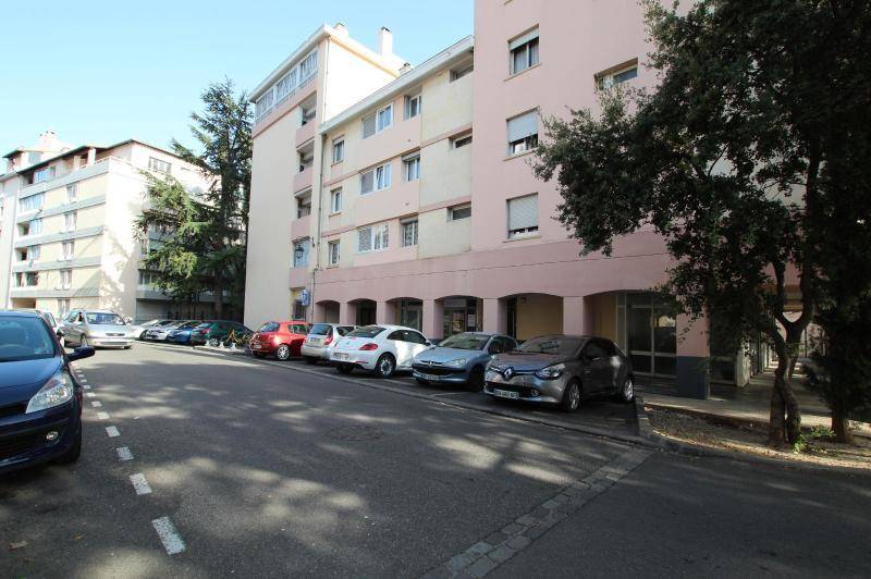 Bel appartement t2 dans residence securisee avec ascenseur  ...