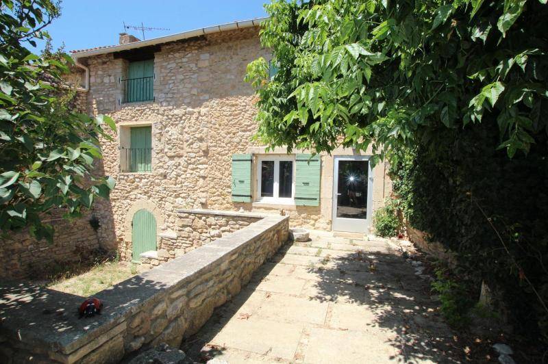 Maison de campagne atypique avec cour cloturee -  ...