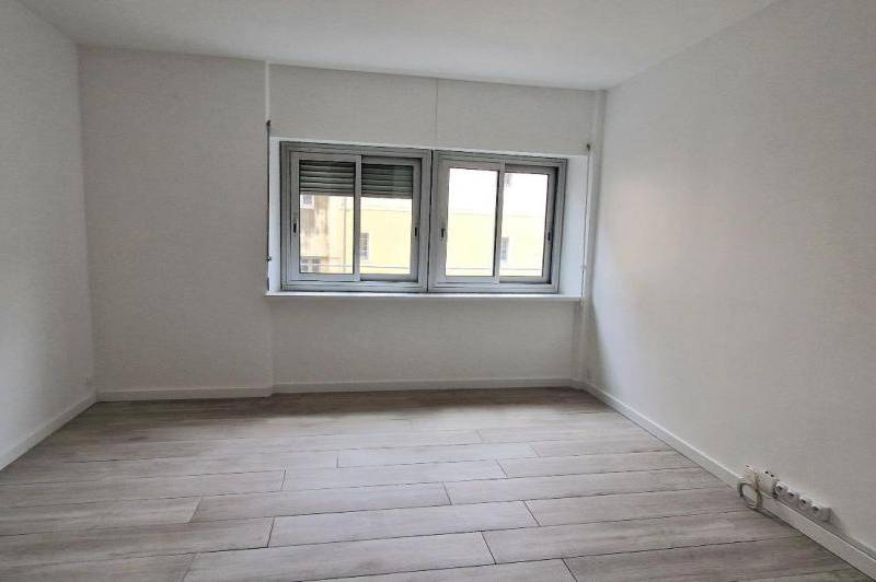 Appartement renove - ascenseur -  climatisations -  ...