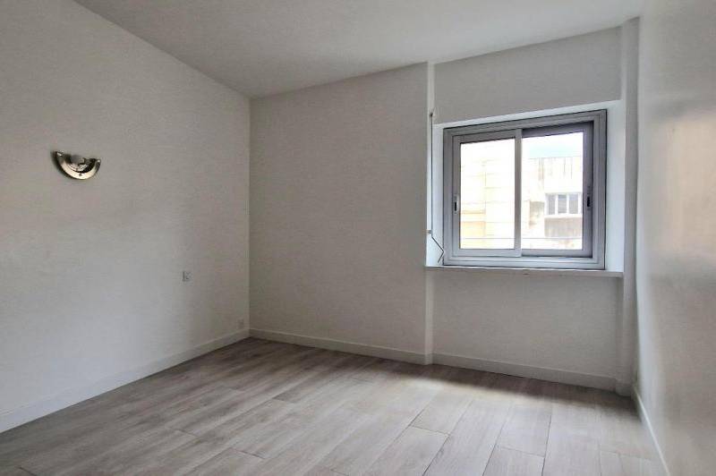 Appartement renove - ascenseur -  climatisations -  ...