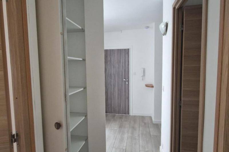 Appartement renove - ascenseur -  climatisations -  ...