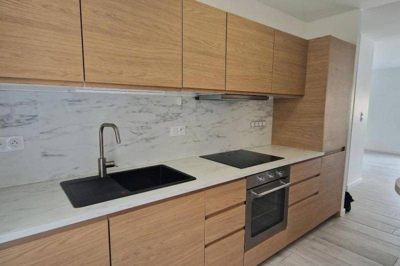 Appartement renove - ascenseur -  climatisations -  ...