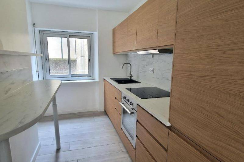 Appartement renove - ascenseur -  climatisations -  ...