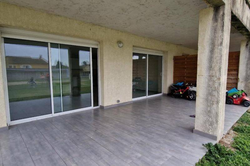 Appartement t3 - calme - parking - terrasse  ...