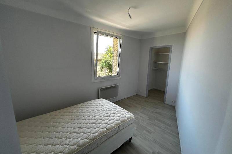 Maison de village sur 2 niveaux - maison  ...