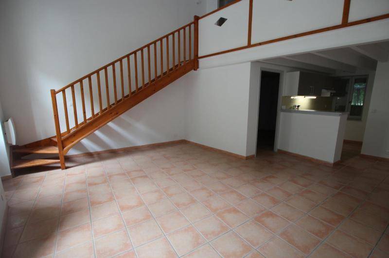 Duplex au 1er etage avec balcon - centre  ...