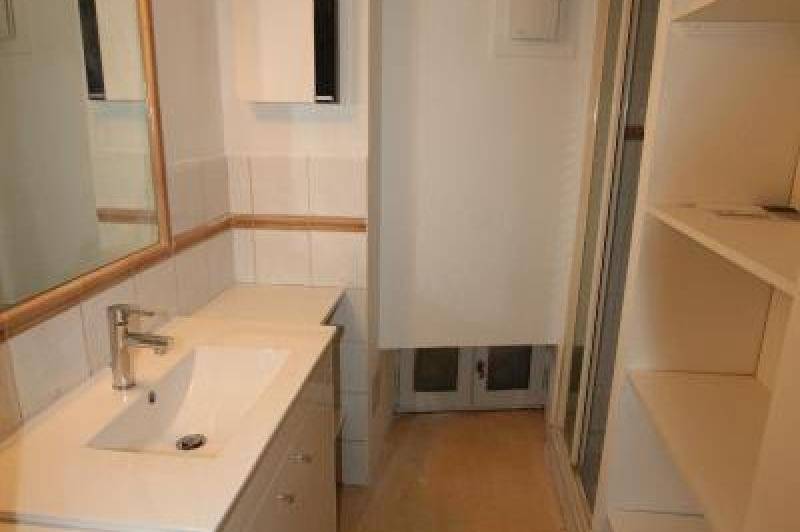 Duplex au 1er etage avec balcon - centre  ...