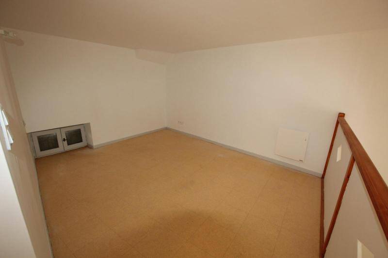 Duplex au 1er etage avec balcon - centre  ...