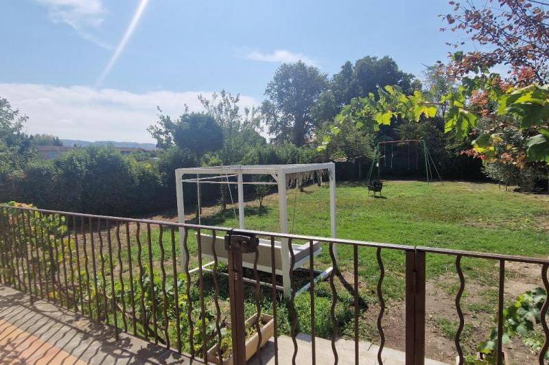 Maison avec jardin + garage  + climatisation  ...