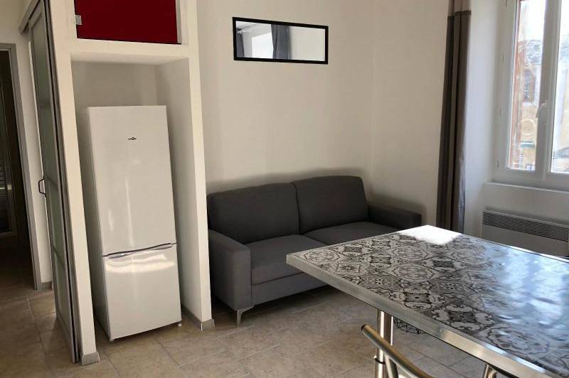Appartement meuble - appartement meuble entierement restaure
coin cuisine  ...